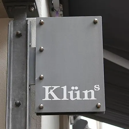 Kluen's * Jever